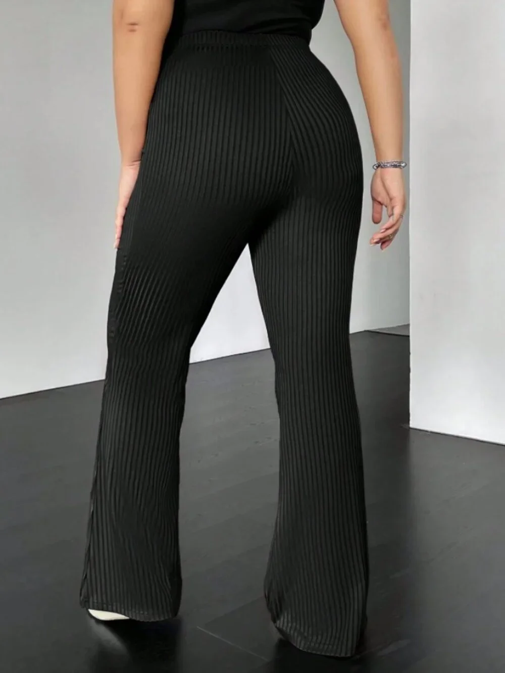 Shein Curve Women's Plus Size 2XL EZWear Ribbed Flared Bell Bottom Pants Black